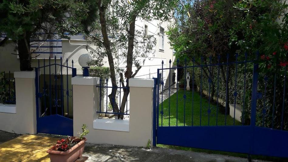 Ideal Family House Néa Péramos Kültér fotó